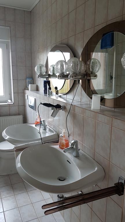 Gaestezimmer Junglas Bornheim  Extérieur photo